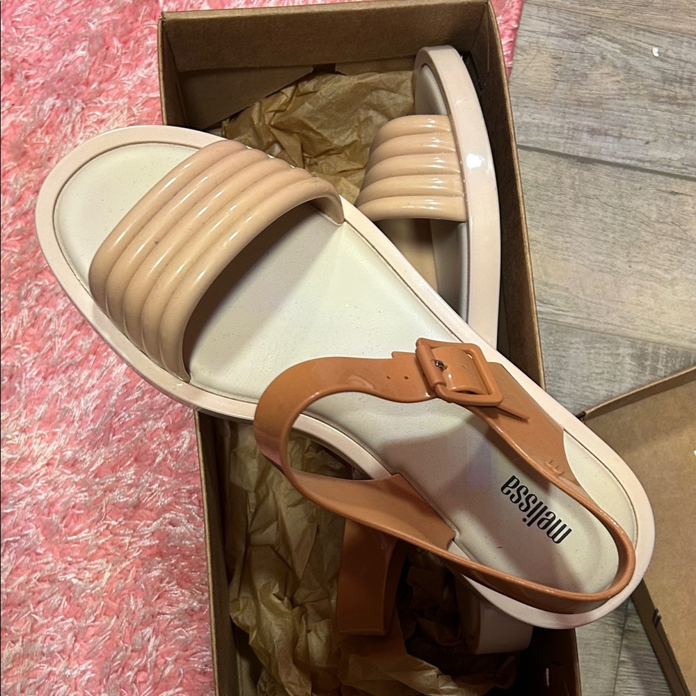 Melissa Women's Sandals - Cream and Tan